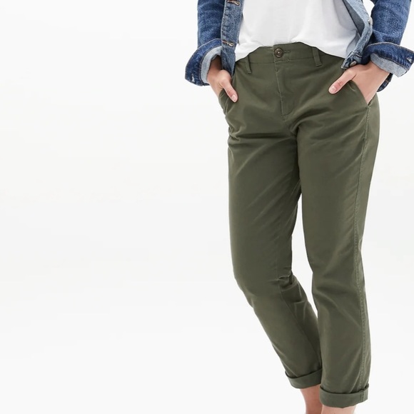 GAP Factory | Pants u0026 Jumpsuits | Gap Stretch Twill Girlfriend Khakis With  Washwell | Poshmark